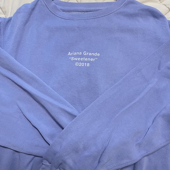 Ariana Grande Purple Tracklist Sweater - Picture 1 of 4